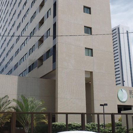 Flat Ao Lado Do Rio Mar No Edf Beach Class Excelsior Por Yolo Recife Exterior photo