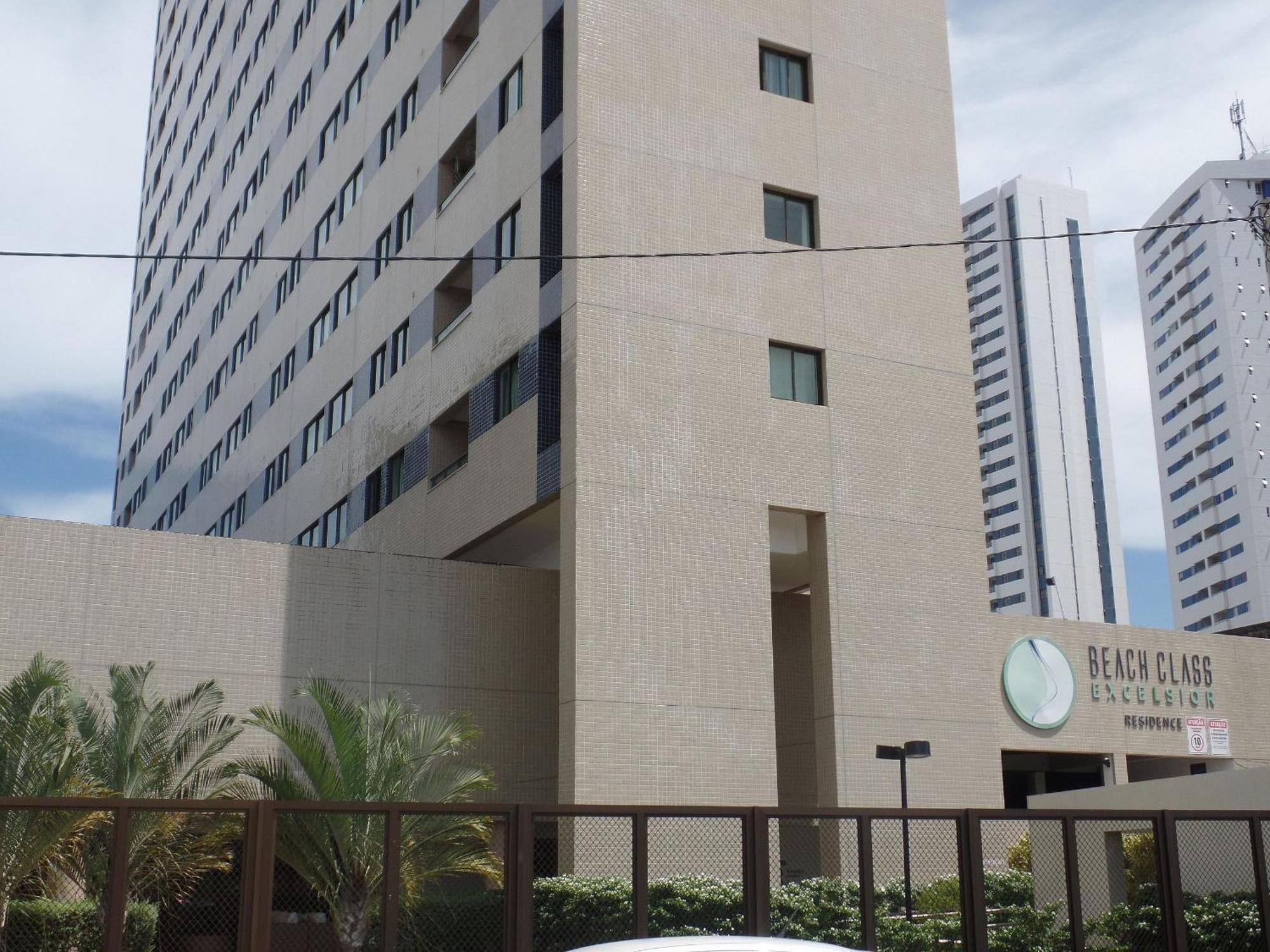 Flat Ao Lado Do Rio Mar No Edf Beach Class Excelsior Por Yolo Recife Exterior photo